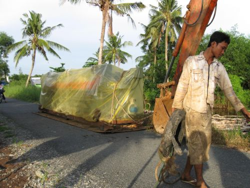 090617_サイト引渡し_渡しに乗る人_90617