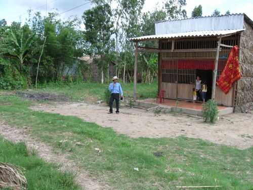 090627_サイト引渡し_Road(3)_村の売店_090627