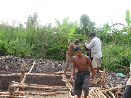 091201_仮設橋の建設(1)_091201