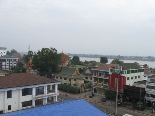 171105_アパートから見たメコン悠久の流れ(1)_171105